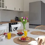 Sea View Suzana 아파트 *