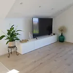 Sea View Suzana 아파트 *